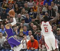 英雄之战：湖人再战骑士，双方实力对比一览无余！