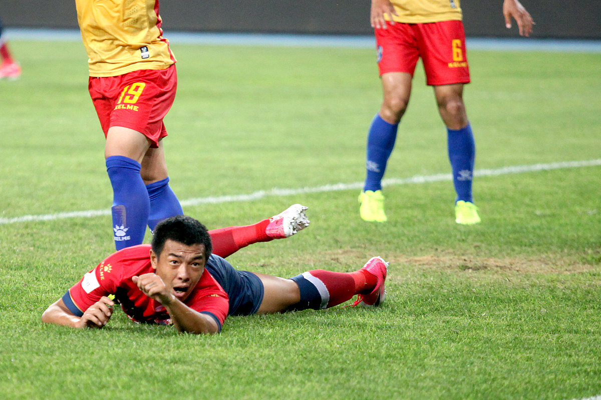 包含足球赛事：京津冀小将皆有斩获的词条